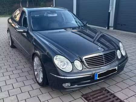 Mercedes-Benz Classe E E 320