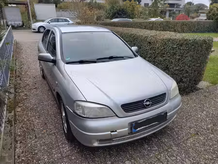 Opel Astra 1.8 90 GL