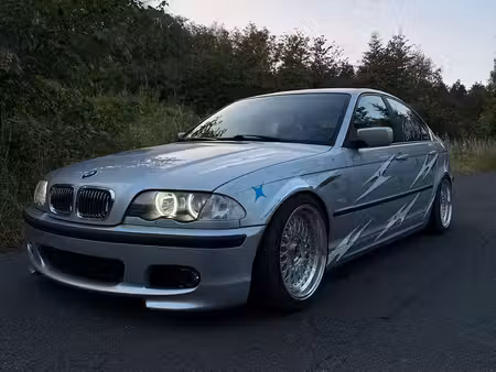 BMW Série 3 320i 2.2 170