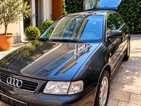 Audi A3 1.6 101 Ambiente