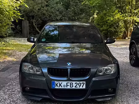 BMW Série 3 330i 3.0 272