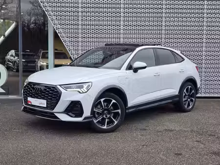 Audi Q3 45 TFSI E 1.4 150 S line