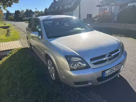 Opel Vectra 2.2 150