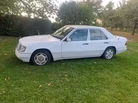 Mercedes-Benz Classe E E 250 2.0 113