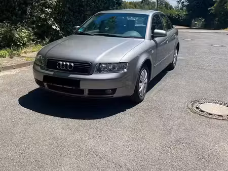Audi A4 2.0 FSI 150