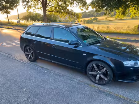 Audi A4 2.0 TFSI 200 S line