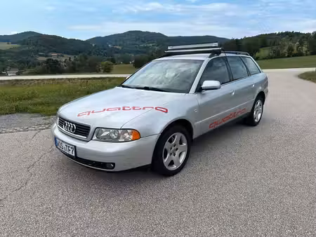 Audi A4 V6 2.5 TDI 150 quattro