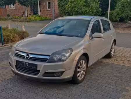 Opel Astra 1.6 105