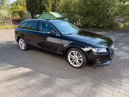 Audi A4 2.0 TFSI 211