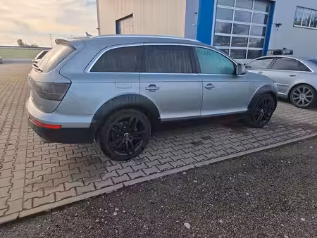 Audi Q7 V8 4.2 TDI 326 quattro