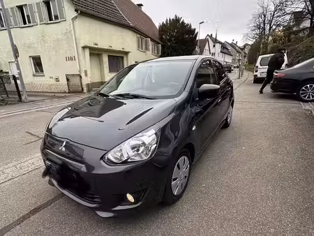 Mitsubishi Space Star 1.0 71