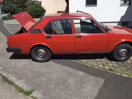 Alfa Romeo Alfetta 2.0