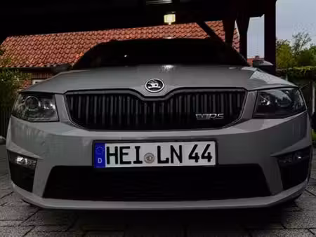 Škoda Octavia RS 2.0 TSI 220