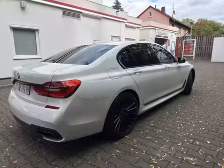 BMW Série 7 730d 3.0 265