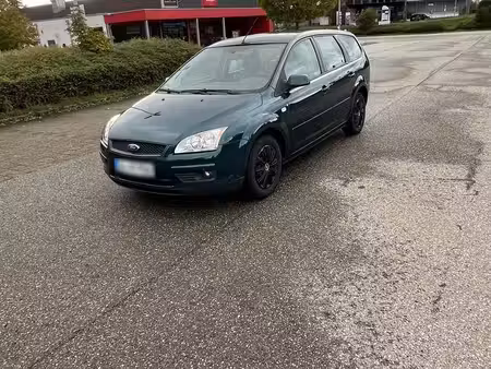 Ford Focus 1.6 100