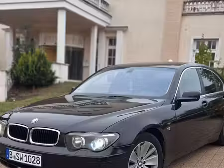 BMW Série 7 745i 4.4 333