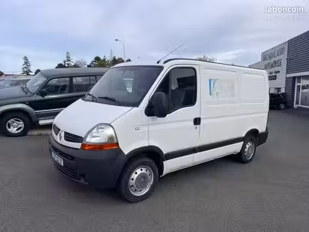 Renault Master 2.5 dCi 100