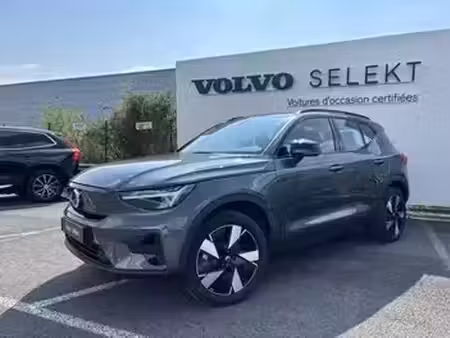 Volvo EX40 252 Plus