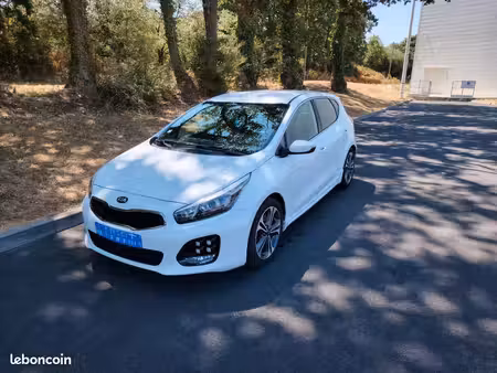 Kia Ceed 1.6 CRDi 136 GT Line