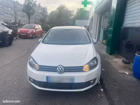 Volkswagen Golf 1.6 TDI 105