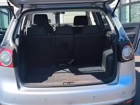 Volkswagen Golf 2.0 TDI 140