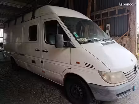 Mercedes-Benz Sprinter 210 2.9