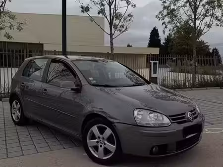 Volkswagen Golf 1.9 TDI 105