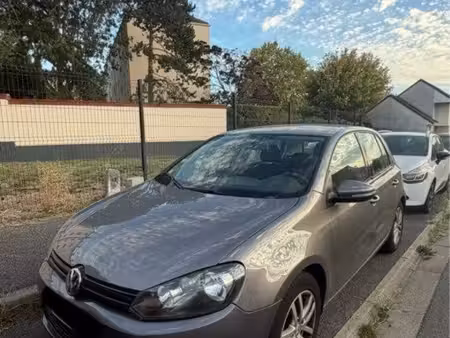 Volkswagen Golf 1.6 TDI 105