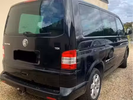 Volkswagen Transporter T5 2.5 TDI 130
