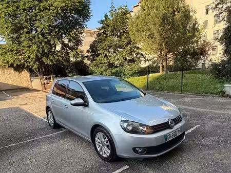 Volkswagen Golf 1.6 TDI 105
