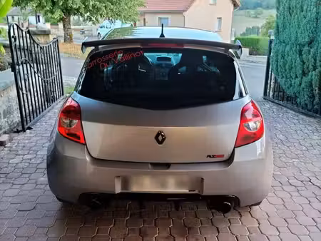 Renault Clio RS 2.0 203