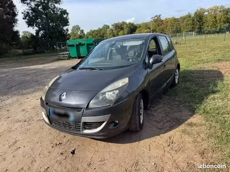 Renault Scénic 1.5 dCi 110