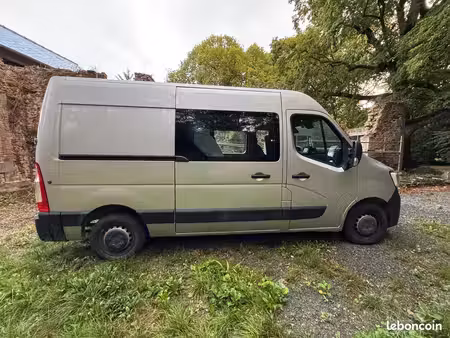 Renault Master 2.3 dCi 180