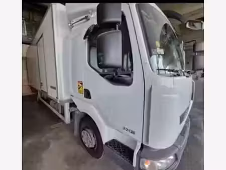 Renault Midlum