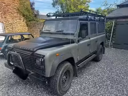 Land Rover Defender 122 Station Wagon 4x4