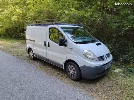 Renault Trafic dCi 90