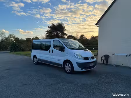 Renault Trafic 1.9 dCi 100