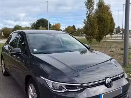 Volkswagen Golf 1.0 TSI 110