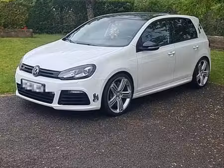 Volkswagen Golf R 2.0 TSI 270 4Motion