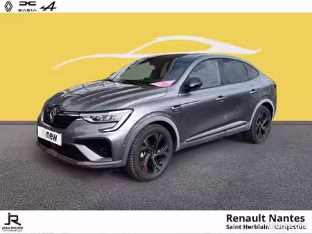 Renault Arkana E-Tech 1.6 145 RS Line