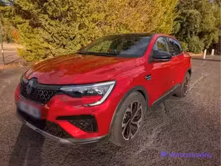 Renault Arkana E-Tech 1.6 145 Techno