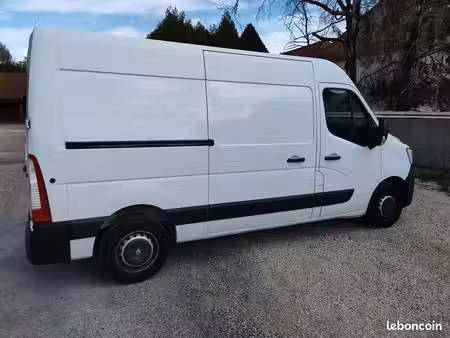 Renault Master 2.3 dCi 135