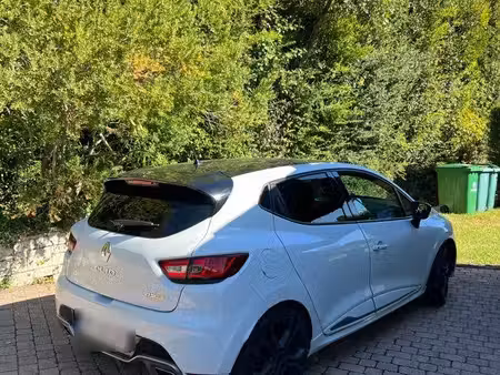 Renault Clio RS 1.6 T 200