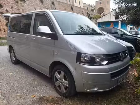 Volkswagen Transporter T5 2.0 TDI 140