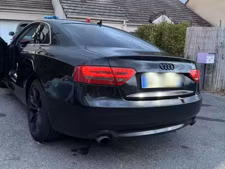 Audi A5 V6 2.7 TDI 190