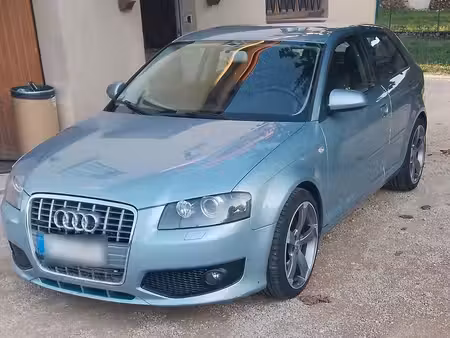 Audi A3 V6 3.2 250 quattro