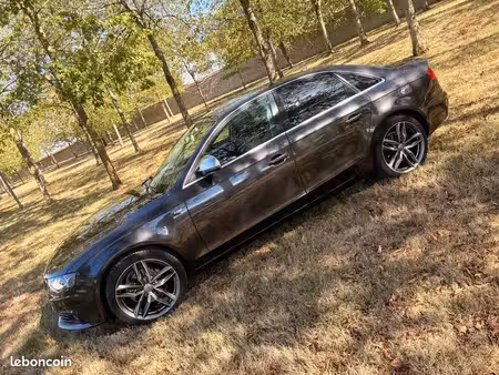 Audi A4 2.0 TDI 143