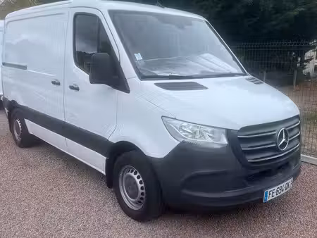 Mercedes-Benz Sprinter 211 2.1 114