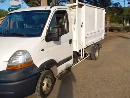 Renault Master 2.5 dCi 120