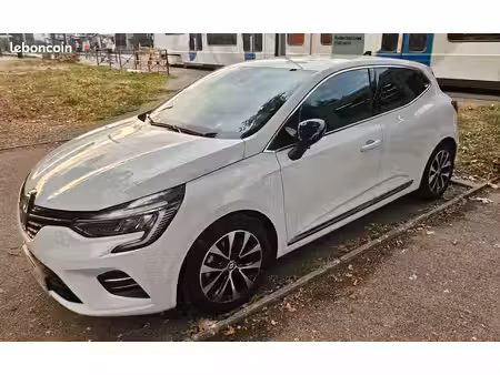 Renault Clio E-Tech 1.6 145 Techno